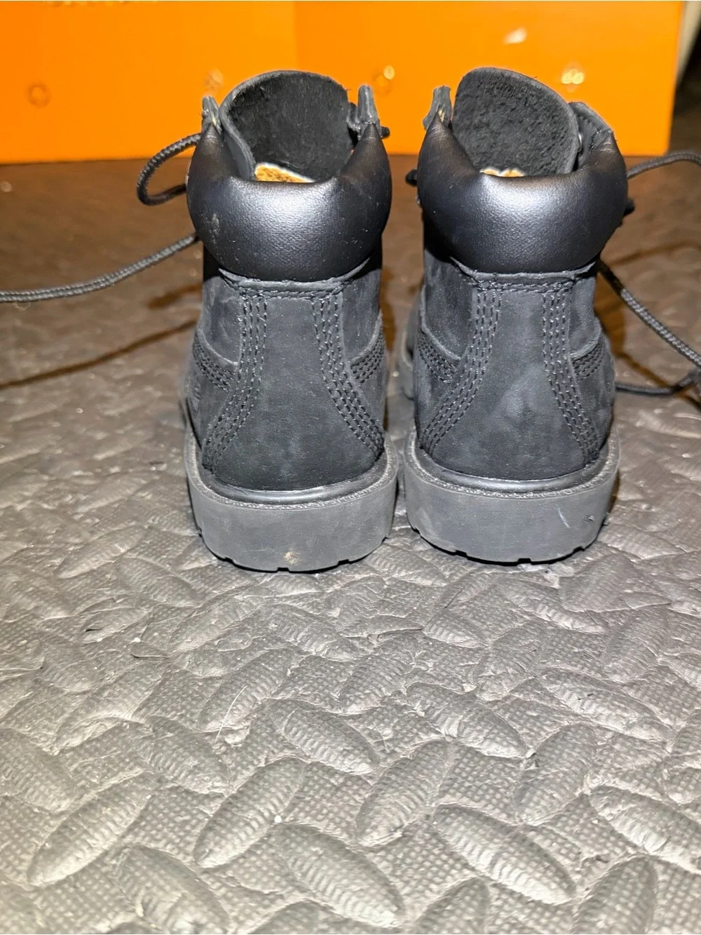 Timberland Kids Black Lace-Up Nubuck Ankle Boots No box  Worn Once